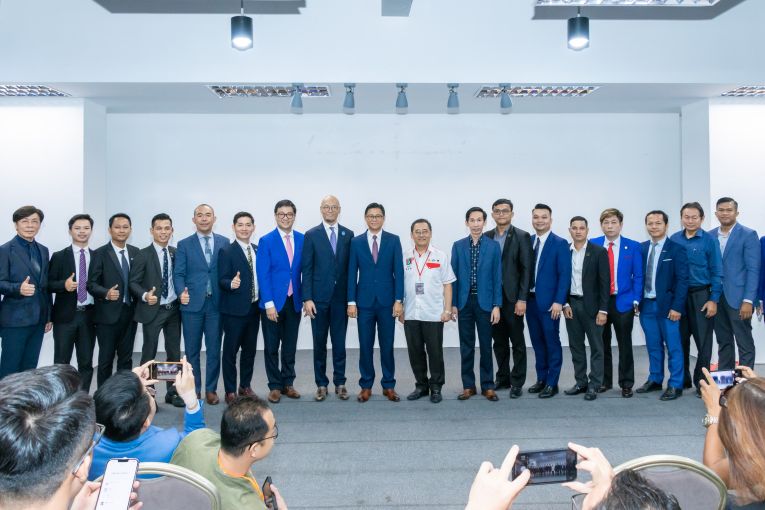 PPLS Welcomes Numerous Foreign Visitors for Studying Cambodia’s Securities Investment